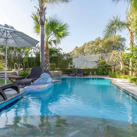 فيلة Onda Vista Luxury Kremastí